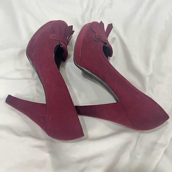 Naturalizer burgundy faux suede fringe front heels size 9W - Picture 6 of 10
